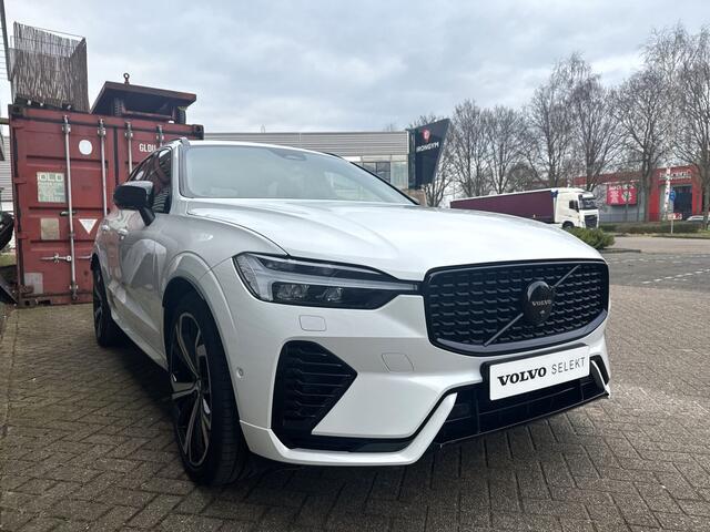 Volvo XC60 T6 350 PK Plug-in hybrid AWD Ultra Dark / 360 camera/ Luchtvering / Black Sheep pakket /