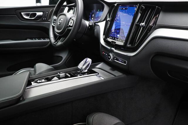 Volvo XC60 2.0 T6 Plug-in hybrid AWD Ultimate Dark | PANORAMADAK | LED | DAB | APPLE | CAMERA | 20"