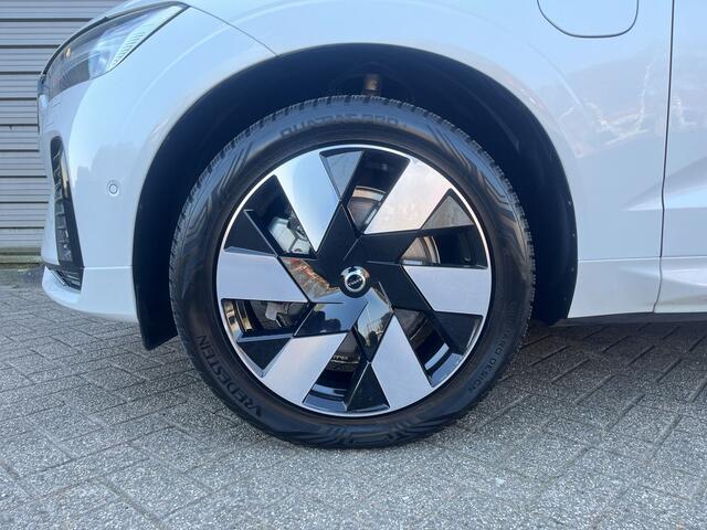 Volvo XC60 2.0 T6 Plug-in hybrid AWD Ultimate Dark / 20 '' Velgen / Head-up Display / Blis / Semi elektrisch trekhaak /