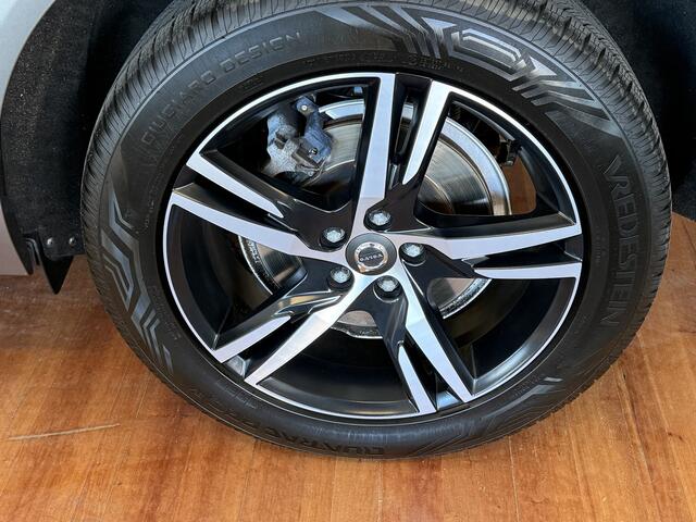 Volvo XC60 2.0 D4 AWD R-Design