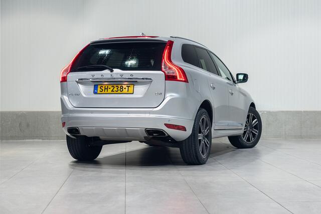 Volvo XC60 D4 Aut. Summum Xenium Intellisafe Stoelverwarming 190pk