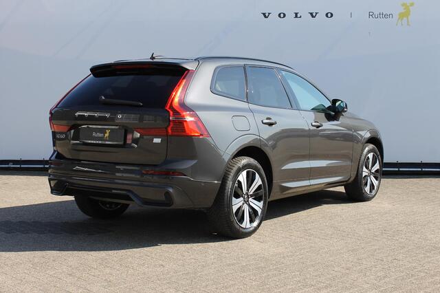 Volvo XC60 2.0 T6 Plug-in hybrid AWD Plus Dark Long range / Adaptieve cruise control / Panoramadak / Apple carplay / Parkeersensoren met 360 camera / Elektrische achterklep / Elektrische stoelen met geheugen / Stoel en stuurwielverwarming