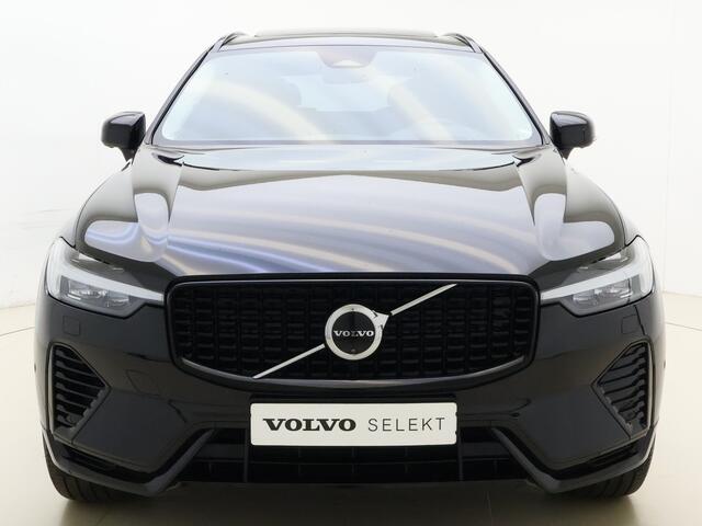 Volvo XC60 T8 455pk AWD Ultimate Dark / Panorama dak / Camera rondom / H&K audio / Stoelen met geheugen / Stoel/- en stuurverwarming /