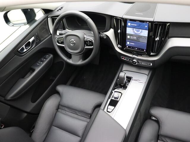 Volvo XC60 T8 455pk AWD Ultimate Dark / Panorama dak / Camera rondom / H&K audio / Stoelen met geheugen / Stoel/- en stuurverwarming /