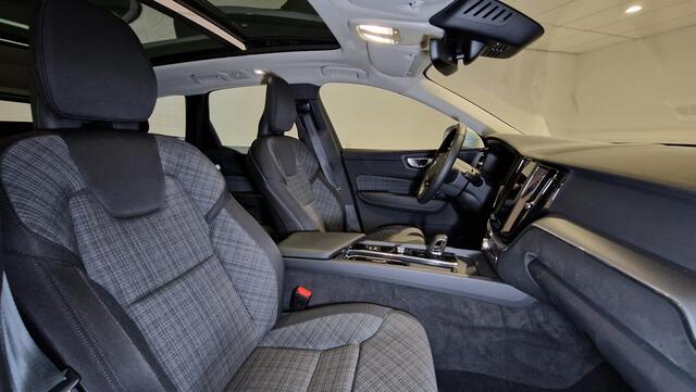 Volvo XC60 2.0 T6 Plug-in hybrid AWD Essential Edition Bright | Panoramadak