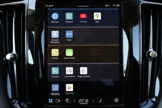 Volvo XC60 T8 Recharge AWD Ultimate Dark - LONG RANGE - Panorama/schuifdak - IntelliSafe Assist & Surround - 360º Camera - Verwarmde voorstoelen, stuur & achterbank - Parkeersensoren voor & achter - Elektr. bedienb. voorstoelen met geheugen - Head up display - Draad