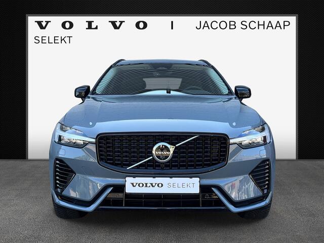 Volvo XC60 2.0 T6 Plug-in hybrid AWD Plus Dark / 19" Velgen / Audio Harman Kardon / full-LED koplampen /