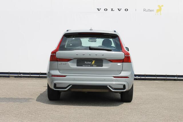 Volvo XC60 T6 350PK Plug-in hybrid AWD Plus Dark Long Range / Semi elektrisch wegklapbare trekhaak / Lederen bekleding / Panoramisch schuif-kanteldak