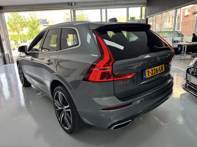 Volvo XC60 2.0 D5 AWD R-Design Pano Lane Hud