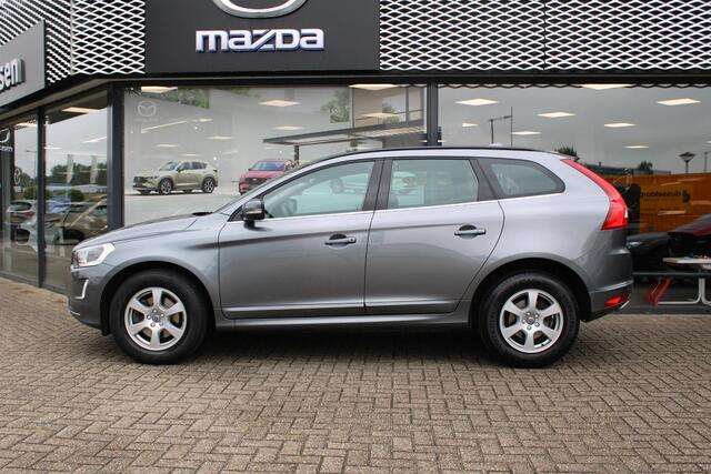 Volvo XC60 2.0 T5 FWD Nordic+ , Automaat, Trekhaak, Half leder, Clima, Cruise, PDC, LMV 17 Inch