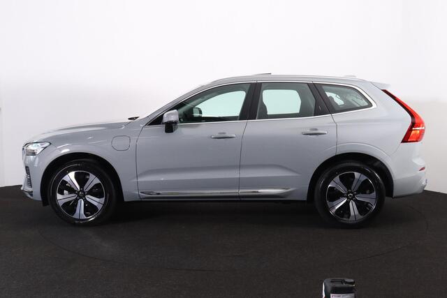 Volvo XC60 T6 Recharge AWD Core Bright - LONG RANGE - Panorama/schuifdak - IntelliSafe Assist & Surround - Adaptieve LED koplampen - Parkeercamera achter - Verwarmde voorstoelen, stuur & achterbank - Parkeersensoren voor & achter - Draadloze tel. lader - Elektr. in