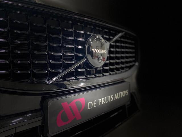 Volvo XC60 2.0 T8 Plug-in hybrid AWD Plus Dark Black Edition Luchtvering Pano 21 Inch Trekhaak Apple CarPlay Harman Kardon Memory Stoelen Leer 360º view