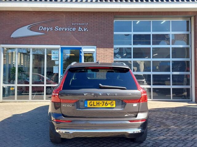 Volvo XC60 2.0 T6 Plug-in Hybrid AWD Core Bright