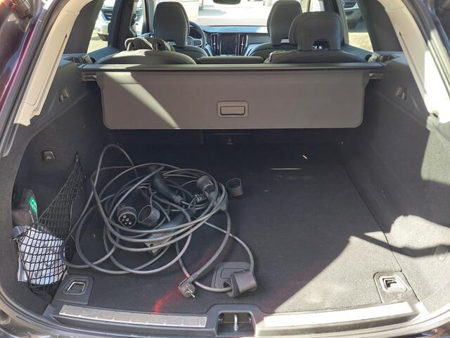 Volvo XC60 2.0 T6 Plug-in Hybrid AWD Core Bright