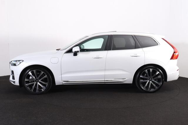 Volvo XC60 T8 Recharge AWD Plus Bright - LONG RANGE - Luchtvering - Panorama/schuifdak - IntelliSafe Assist & Surround - 360º Camera - Harman/Kardon audio - Adaptieve LED koplampen - Verwarmde voorstoelen, stuur & achterbank - Parkeersensoren voor & achter - Elektr.
