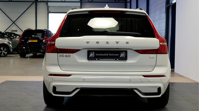 Volvo XC60 2.0 T6 AWD 293kW/399pk Aut8 Plug-in Hybrid Long Range R-Design LUCHTVERING + PANORAMADAK + HARMAN/KARDON + ADAPT.CRUISE + PILOT ASSIST + STOELVERARMING V&A + 360 CAMERA + LANE ASSIST + BLIS + GOOGLE NAVI + PD-GLASS + PARKSENSOREN V&A + 22" LM-VELGEN!!