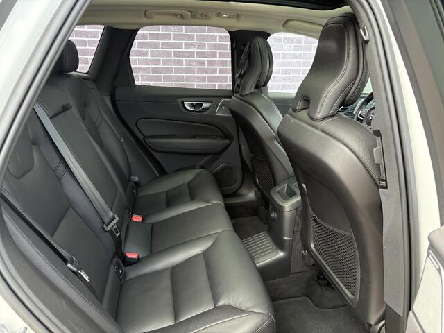 Volvo XC60 2.0 T6 Plug-in hybrid AWD Inscription | Long Range | Trekhaak | Bowers & Wilkins | HUD | Adaptieve Cruise controle | Camera | Stoel + Stuur + A-Bank Verwarmd | Standkachel | Adaptieve cruise control |