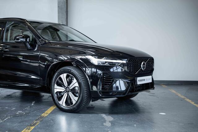 Volvo XC60 T6 Automaat Plug-in hybrid AWD Plus Dark | Harman Kardon premium audio | Blond lederen bekleding | Panoramadak | Google infotainment | 4-seizoenenbanden | Adaptive cruise control | Semi-electrische wegklapbare trekhaak | 360° parkeercamera | Parkeersensor