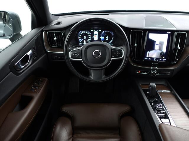Volvo XC60 2.0 Recharge T6 AWD Inscription- Harman Kardon, Panoramadak, 360 Camera, Head Up, Elek Trekhaak, Xenon Led