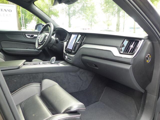 Volvo XC60 T6 Plug-in hybrid AWD Plus Dark |Long Range|