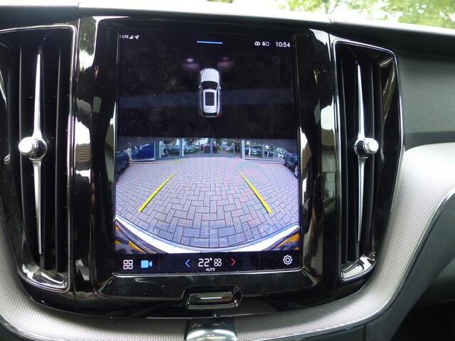 Volvo XC60 T6 Plug-in hybrid AWD Plus Dark |Long Range|