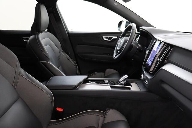 Volvo XC60 T6 RECHARGE AWD ULTIMATE DARK -PANO.DAK|PRIVACY.GLAS|360°CAM|TREKHAAK|HARMAN/KARDON