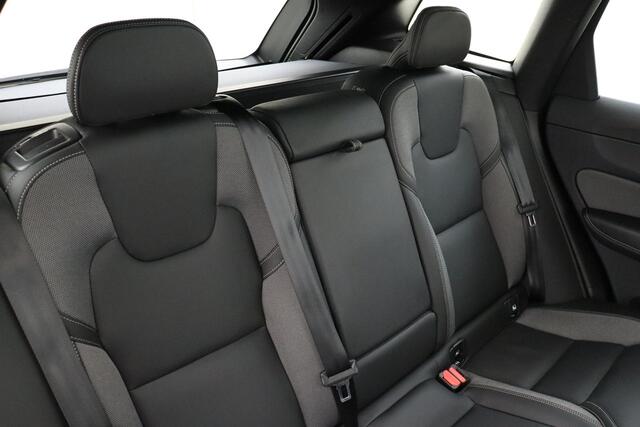 Volvo XC60 T6 RECHARGE AWD ULTIMATE DARK -PANO.DAK|PRIVACY.GLAS|360°CAM|TREKHAAK|HARMAN/KARDON