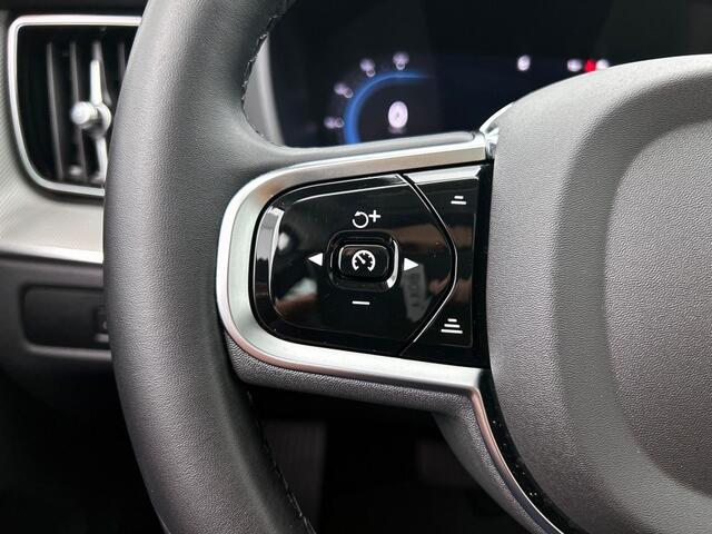 Volvo XC60 2.0 T6 Plus Dark Panorama Dak | All season | Trekhaak |