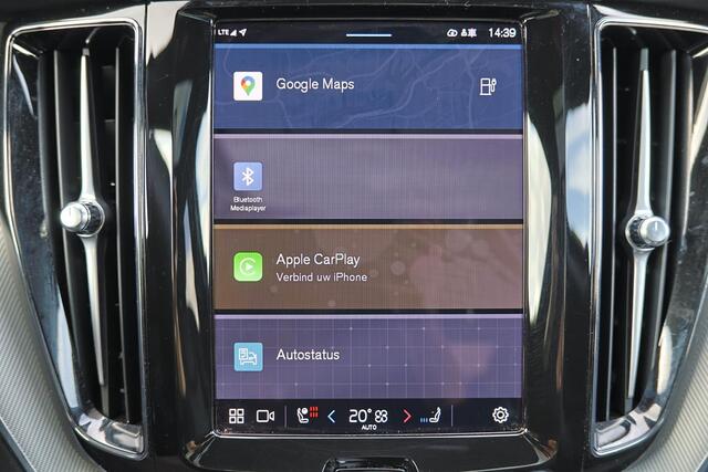 Volvo XC60 T6 Recharge AWD Ultra Black Edition - LONG RANGE - Panorama/schuifdak - IntelliSafe Assist & Surround - 360º Camera - Harman/Kardon audio - Adaptieve LED koplampen - Verwarmde voorstoelen & stuur - Parkeersensoren voor & achter - Elektr. bedienb. voorstoe