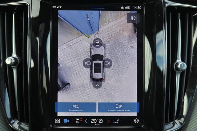 Volvo XC60 T6 Recharge AWD Ultra Black Edition - LONG RANGE - Panorama/schuifdak - IntelliSafe Assist & Surround - 360º Camera - Harman/Kardon audio - Adaptieve LED koplampen - Verwarmde voorstoelen & stuur - Parkeersensoren voor & achter - Elektr. bedienb. voorstoe