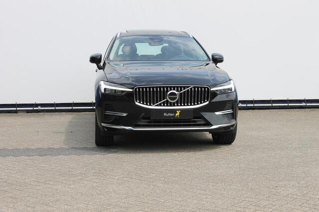 Volvo XC60 T6 350PK Automaat AWD Ultimate Bright Head up display / Google infotainment / Panoramisch schuif-kanteldak / Lederen bekleding / 20" lichtmetalen velgen / Apple Carplay