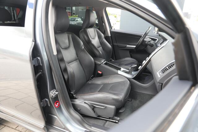 Volvo XC60 2.0 T6 Polar+ | 306PK 2000KG Trekgewicht | Afneembare trekhaak | Voorruit verwarming