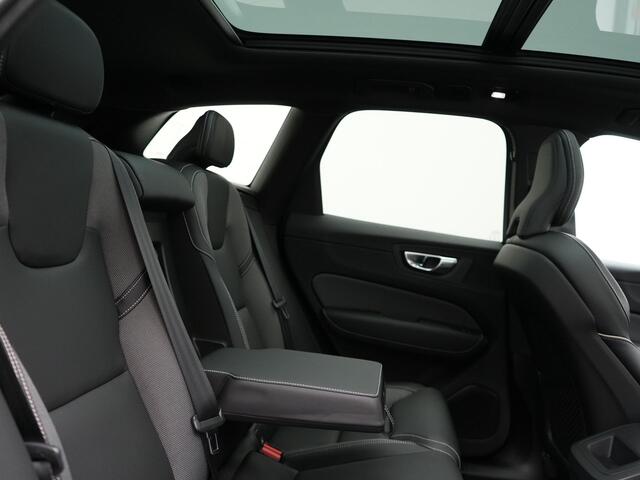 Volvo XC60 B4 R-Design Automaat 198pk Dealer O.H | Trekhaak Af Fabriek | Panodak | Camera | Lederen Sportstoelen Memory & Verwarmd | Cruise Control | Apple Carplay | Keyless | Google Assistant & Maps | Virtual | DAB |