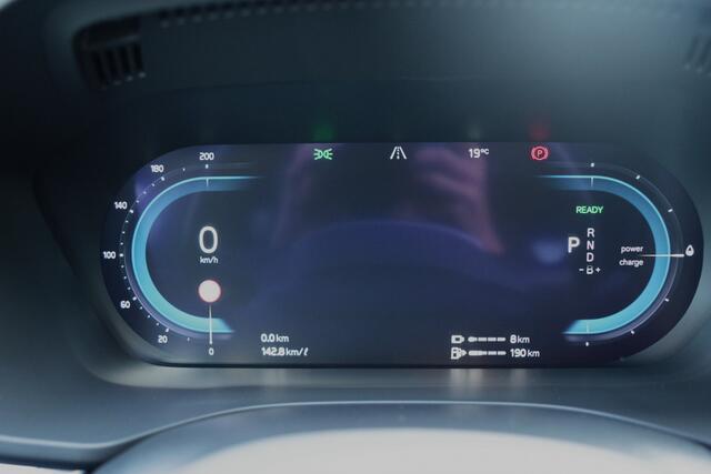 Volvo XC60 2.0 T6 350 PK Plug-in hybrid AWD Plus Dark, Trekhaak, Panoramadak, Adap. Cruise Control