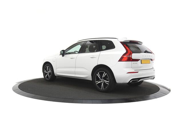 Volvo XC60 T8 Twin Engine AWD R-Design | Navi | Schuif-/Kanteldak | Stoelverwarming | Adaptieve Cruise | Harman Kardon Audio | Getint Glas | DAB | BLIS | Park Assist | Camera | Voorruit Verwarming | Keyless | LED
