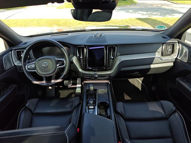 Volvo XC60 Recharge T6 AWD R-Design | Rijklaarprijs | Luchtvering | Bowers & Wilkins |