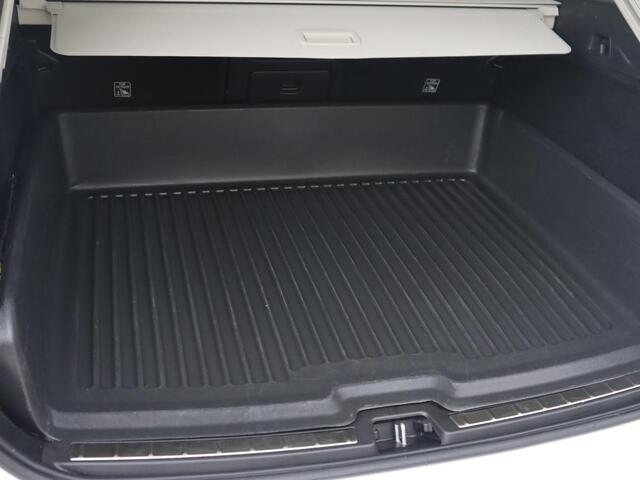 Volvo XC60 2.0 Recharge T8 AWD Inscription | Panoramadak | Trekhaak | Leder | Camera | Carplay | Navigatie | Memory | Keyless | PHEV | Plug In