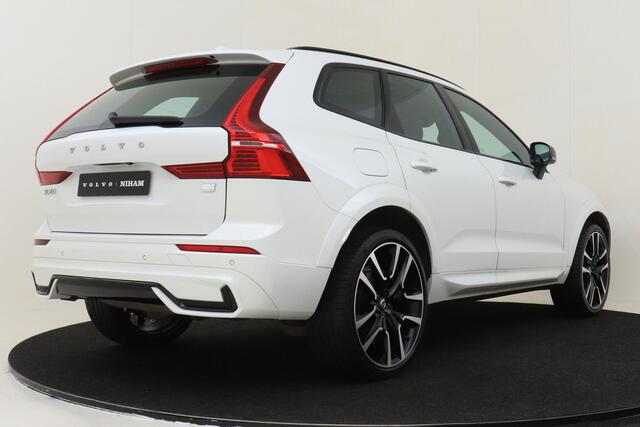 Volvo XC60 T6 PLUG-IN HYBRID AWD ULTRA DARK -PANO.DAK|HEAD-UP DISP.|HARMAN/KADON|LUCHTVERING|CAMERA