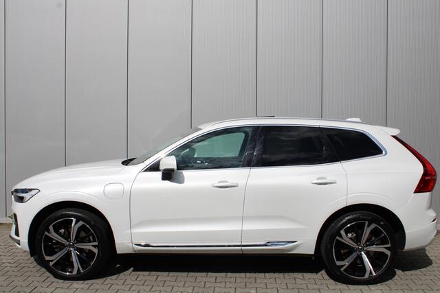 Volvo XC60 T8 455 pk Plug-in hybrid AWD Plus Bright | Trekhaak | Harman Kardon | Verw. voorruit