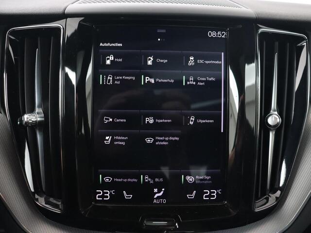 Volvo XC60 2.0 Recharge T8 AWD R Design | Panoramadak | Head-Up | 360 Camera | Stoel & stuurverwarming | Carplay | Keyless | Harman/Kardon | Navigatie | Half leder | Memory | PHEV | Plug In