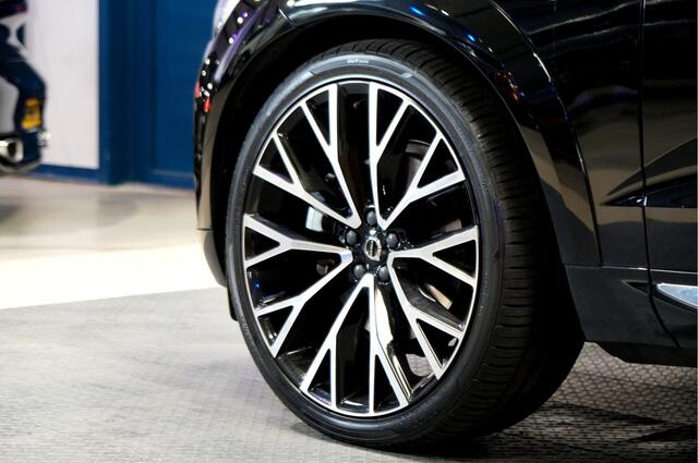 Volvo XC60 2.0 T8 AWD 287kW/390pk Aut8 Plug-In Hybrid Ultimate Bright LUCHTVERING + BOWERS&WILKINS + PANORAMADAK + STOELMASSAGE + STANDKACHEL + + PILOT ASSIST + ADAPT.CRUISE + STOELVERWARMING&-VENTILATIE + 360 CAMERA + STUURVERWARMING + PARKSENSOREN + 22" LM-VELGEN!