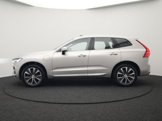 Volvo XC60 T8 AWD Inscription Long Range Plug In Hybrid 455pk Dealer O.H PHEV | Trekhaak Af Fabriek | Panodak | Adaptive Cruise | Lederen Sportstoelen Memory & Verwarmd | Stuur Verwarmd | Navigatie | Apple Carplay | DAB |