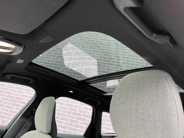 Volvo XC60 2.0 T6 Plug-in hybrid AWD Inscription Exclusive | Trekhaak | Stoel- en stuurwielverwarming | Adaptieve cruise control | Achteruitrijcamera | Google | Power Seats | Climate Control | Carplay |