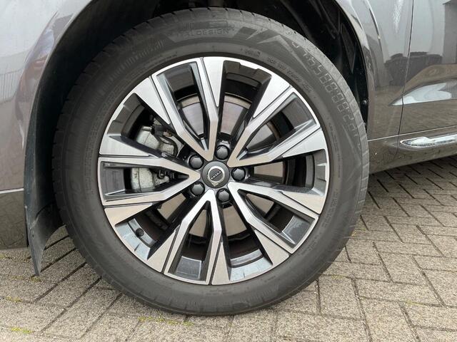 Volvo XC60 2.0 T6 Plug-in hybrid AWD Inscription Exclusive | Trekhaak | Stoel- en stuurwielverwarming | Adaptieve cruise control | Achteruitrijcamera | Google | Power Seats | Climate Control | Carplay |