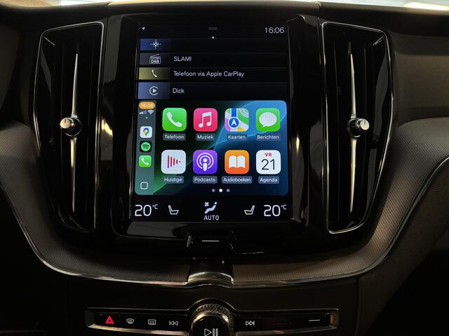 Volvo XC60 T8 Plug-In AWD R-Design / Panoramadak / Leer / Apple Carplay / Dab / HK / BLIS / Adapt cruise / Pilot ass / Stuur- en Stoelverw - Elek Trekhaak -