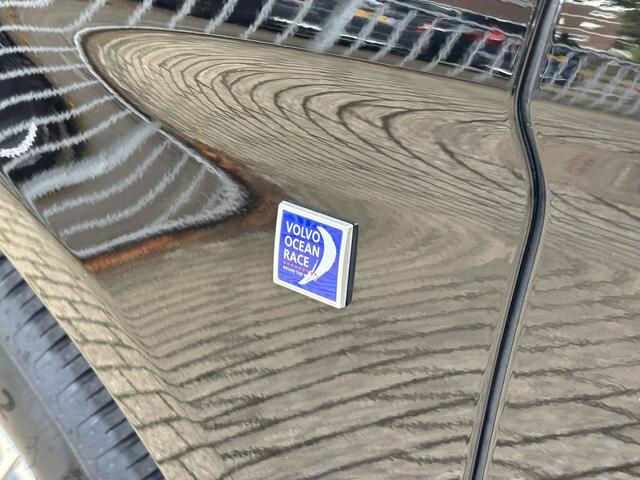 Volvo XC60 2.0 D3 Euro6 Ocean Race Leder Family