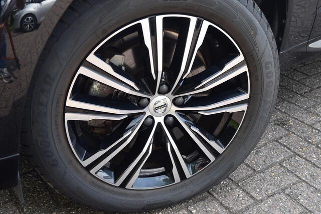 Volvo XC60 2.0 T6 AWD Inscription met Pano/Nappa/Harman/Camer