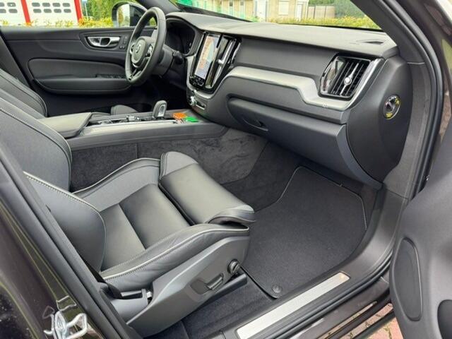 Volvo XC60 T6 R-Design Automaat Plug-In
