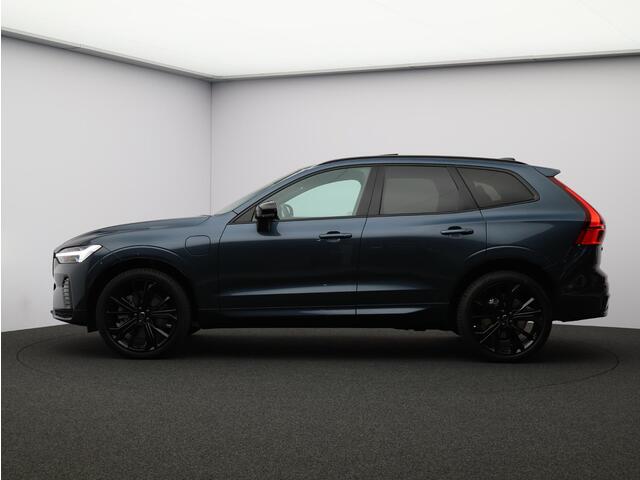 Volvo XC60 2.0 T6 Plug-in hybrid AWD Plus Black Edition / Panoramadak / Elektrische Stoelen / Harman Kardon / Stoel+Stuurverwarming / Getint Glas / BLIS / Keyless /