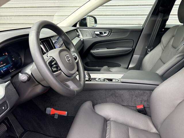 Volvo XC60 T6 Plug-in hybrid AWD Ultra Dark / Harman/Kardon / Panoramadak / Trekhaak /